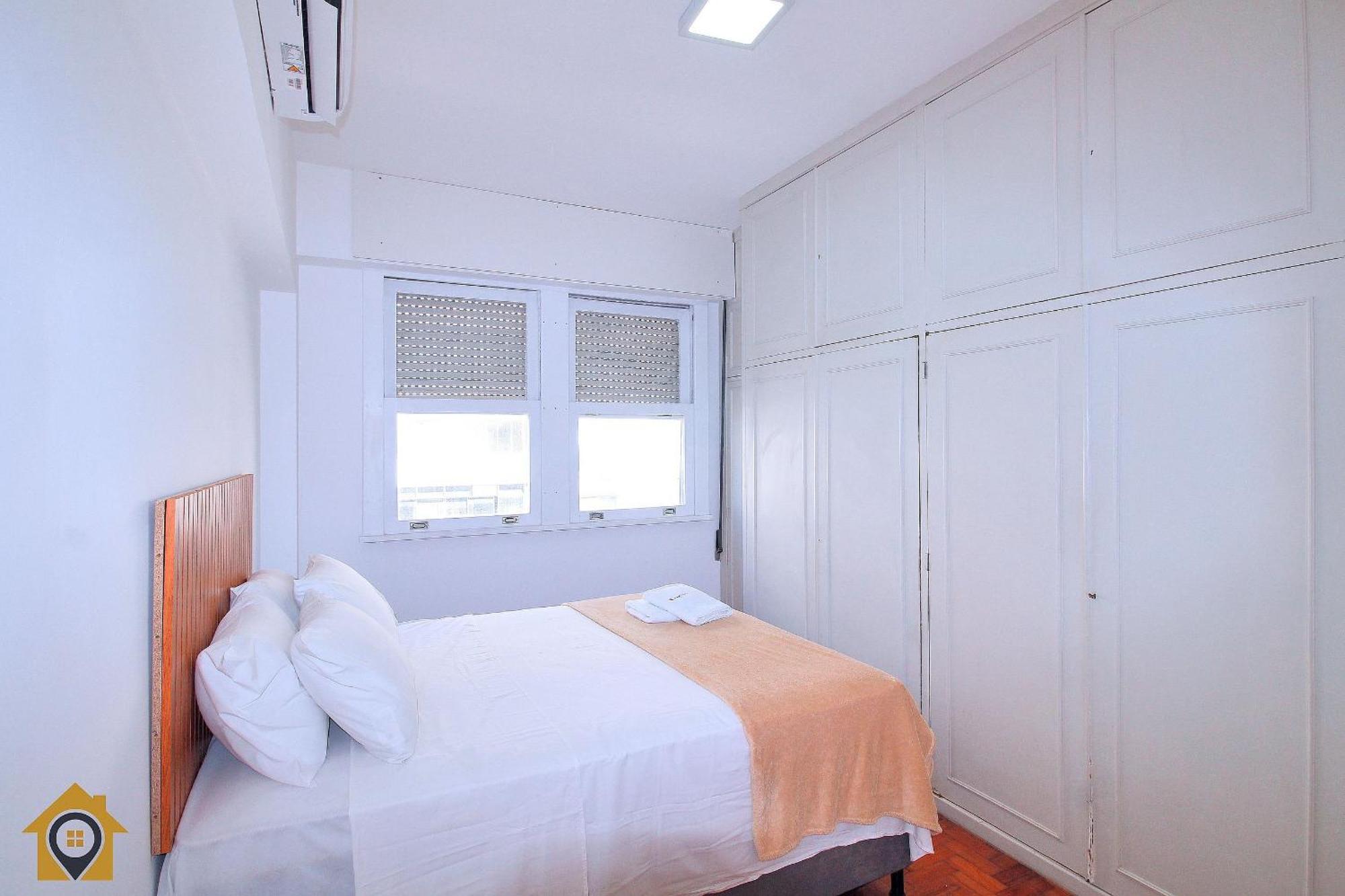 Moderno E Estiloso: 2 Quartos, Perto Da Rio de Janeiro